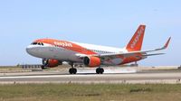 Sindacati: oggi sciopero di 4 ore degli assistenti di volo easyJet
