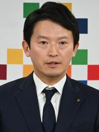 斎藤元彦知事　自らは処分しない〝ダブスタ〟指摘にも「私の考え」主張曲げず　（日刊スポーツ） - Yahoo!ニュース