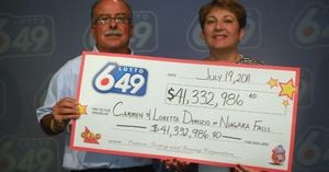 Niagara Falls Family Wins $100,000 Lottery Prize On Christmas Eve