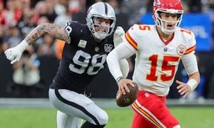 Chiefs Clash With Raiders On Black Friday