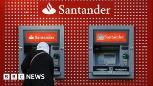 Santander Announces Closure Of 95 Branches In UK