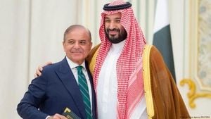 Saudi Arabia And Pakistan Seal Historic Defense Pact