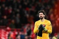 Doelman Alisson mist duel Brazilië-Argentinië na hoofdblessure