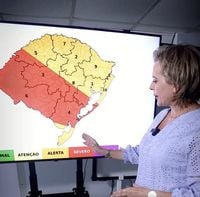 Alerta laranja: tempestade e tempo fechado é esperado no RS