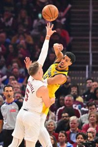 Pacers shock Cavs in playoff series opener