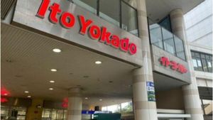 Ito-Yokado Closes Three Stores Amid Restructuring