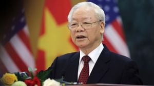 Vietnam's Leaders Push For Urgent Political And Economic Reforms