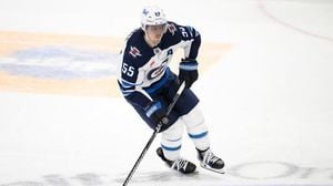 Jets Face Blues In Crucial Game 7 Without Scheifele