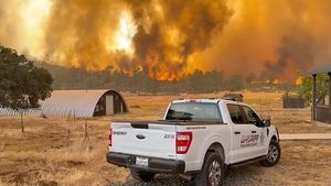 Wildfire Ravages Historic Chinese Camp In California