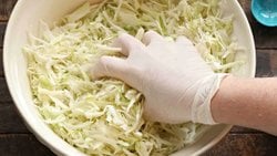 Sauerkraut Nedir? Sağlık Faydaları Ve Yapım Aşamaları