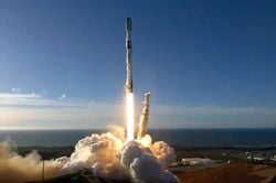 SpaceX, Çarşamba Gecesi Yaşanan Arızanın Ardından Rekor Kıran Falcon 9 Fırlatma Denemesini Sıfırladı.