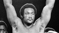 Addio George Foreman, il mitico incontro di boxe con Muhammad Ali a Kinshasa - le immagini