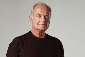 Kelsey Grammer Reflects On Sister's Tragic Murder In New Memoir