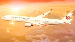 Japan Airlines Unveils Gundam Jet And Expands Services