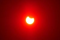 Eclipse solar parcial acontece neste sábado; saiba se será visível em SC