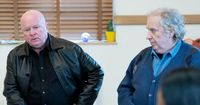 Nigel issues huge apology in EastEnders after exposing Phil's secret