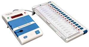 Maharashtra Leaders Clash Over EVM Credibility