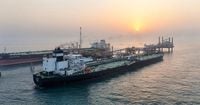 Oil prices climb 2% on drop in US crude inventories as investors focus on Ukraine peace push