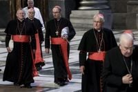 Kalendarium konklawe. Kolejne kroki wyboru papieża. Wiadomo, kiedy pojawi się dym