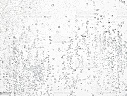 Karadelikler evrende oluşan kabarcıklar olabilir mi?