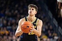 Where to watch Michigan basketball vs. Washington for free tonight