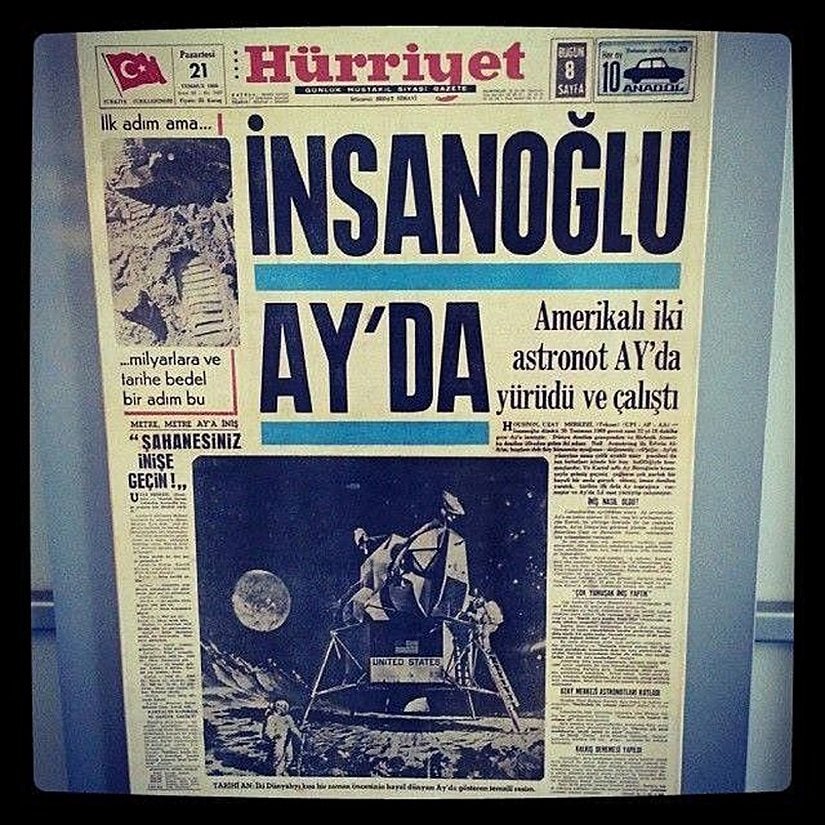 Bir zamanlar bilimsel gelişmeler Türkiye'de de 1. sayfadan duyurulacak kadar önemsenirken... Yalansavar ekibinden sevgili Işıl Arıcan ve Cüneyt Özdaş tarafından Florida'da bulunan Kennedy Uzay İstasyonu'nda çekildi.