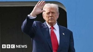 Trump Pressures Senate GOP To End Filibuster Amid Shutdown