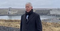 U.S. energy secretary tours WA, calls nixed Biden-era river deal ‘crazy’