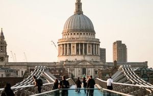 France And UK Debt Woes Spark Global Warnings