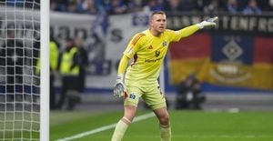 Daniel Peretz Set For Southampton Loan After Hamburg Exit