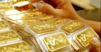 Giá vàng hôm nay (4/4): Vàng miếng rời đỉnh nhưng vẫn ở vùng cao trong lịch sử