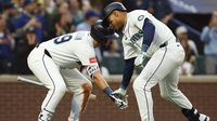 Seattle Mariners open with back-to-back HRs, rout Miami 14-0