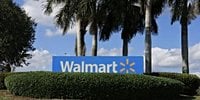 Walmart Hits $1 Trillion. Why Analysts Are Removing It From Their Top-Pick Lists.