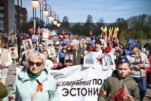 Estonian Citizens Join Ivangorod's Victory Day Celebrations