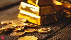 Gold Prices Steady As Investors Anticipate Payroll Data