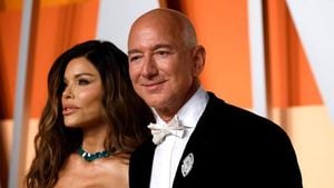 Jeff Bezos Set To Marry Lauren Sanchez In Venice