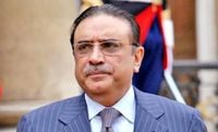 President Zardari greets Sudan on Independence Day, reaffirms support for sovereignty, stability