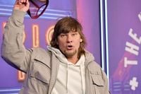 Theo Von calls out Trump's DHS over deportations video