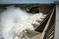 Vaal Dam Reaches 109%, Authorities Open 5th Gate and Warn of Imminent Flooding