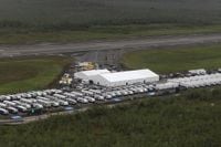 DeSantis announces deportation flights out of immigrant detention center in the Everglades • Florida Phoenix