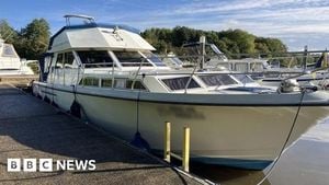 Thames Faces Pollution Crisis And Boating Crackdown