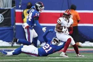 Commanders End Losing Streak With Gritty Win Over Giants