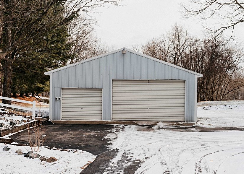 Jerry ve Marge, kaybettikleri biletleri de arkadaki bir ahırda büyük plastik küvetlerde sakladılar. Bu şekilde, Amerikan Vergi Dairesi (IRS) onları incelemeye alacak olursa, arkalarında bir kağıt izi bırakarak kendilerini savunabileceklerdi.