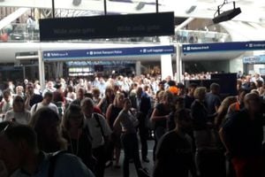 Security Alert Causes Evacuation Of King's Cross Station