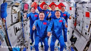 High-Altitude Station Monitors Climate Change In China