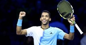 Auger-Aliassime Faces Tsitsipas For ATP Dubai Title