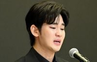 Kim Sae Ron’s family reveal audio recording & file criminal complaint against Kim Soo Hyun, GOLDMEDALIST claim evidence fabricated - Asian Junkie
