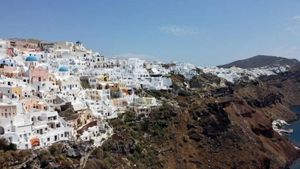 Santorini Faces Earthquake Swarm, Residents Evacuate Amid Safety Concerns