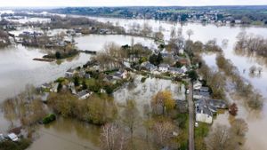 Maine-et-Loire Floods: A 30-Year Comparison