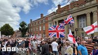 Hundreds join anti-immigration protest in Nuneaton